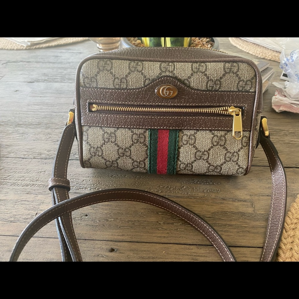 ❌SOLD❌ Gucci Supreme Monogram Mini Ophidia